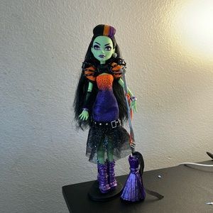 Monster High Doll - Casta Fierce Signature Doll